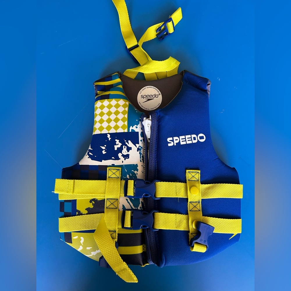 Speedo Child Blue and Yellow Life Vest
